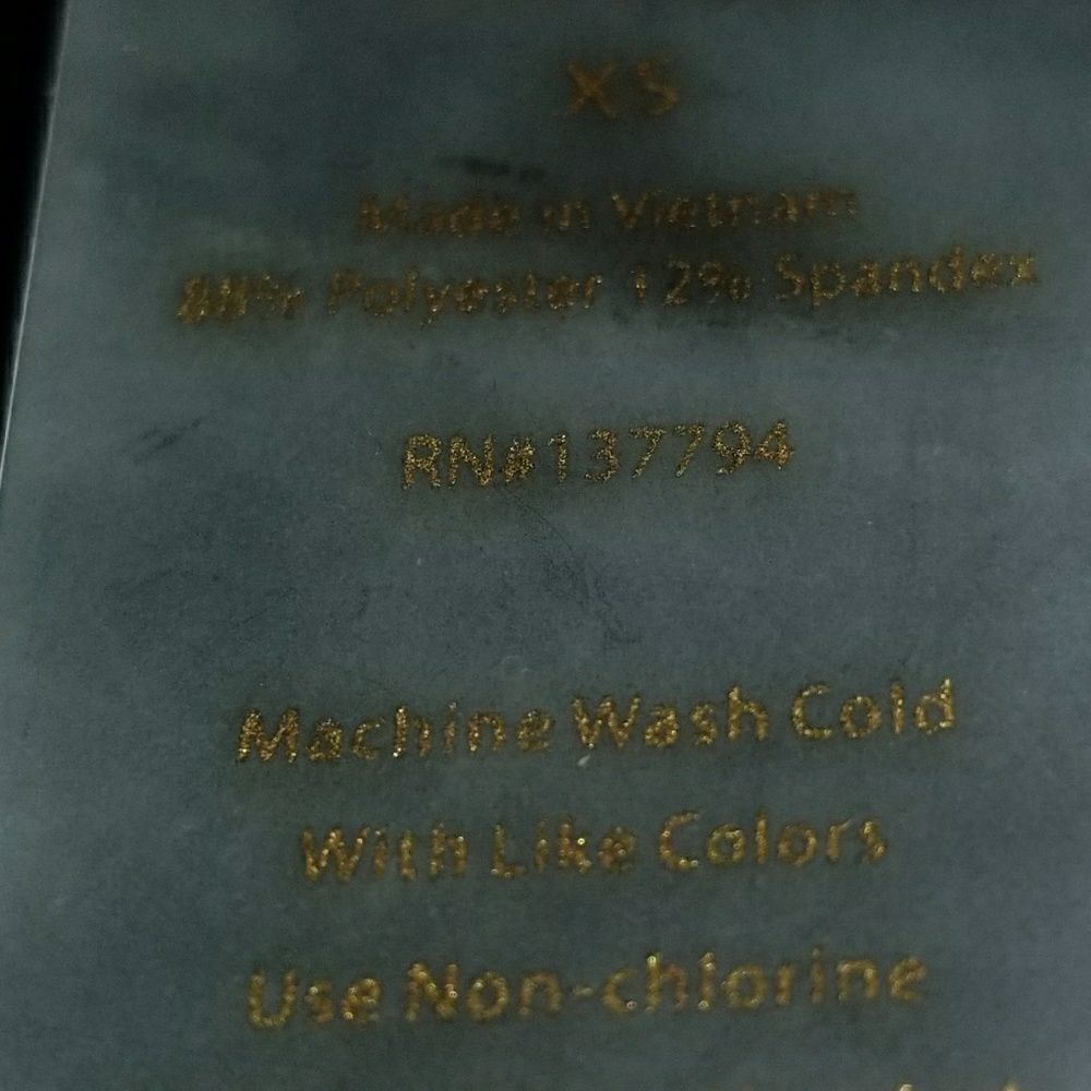 Shape | Performance Zip Neck top NWT - image 5